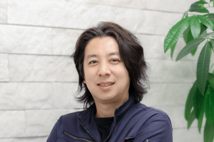 勝見 章弘